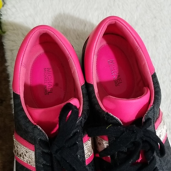 Michael Kors sneakers size 9.5 - Picture 7 of 8